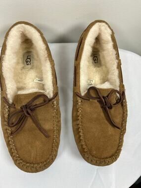 UGG Australia Dakota Brown Suede Wool Slippers Hard Bottom Shoes size 8